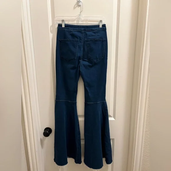 We The Free Womens Just Float On Blue Flare Leg High Waist Stretch Jeans 27 Boho - Picture 4 of 4